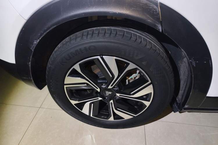 Used NETA U 2023 NETA U-Ⅱ Challenge Edition 500 U Show – Lithium Iron Phosphate
