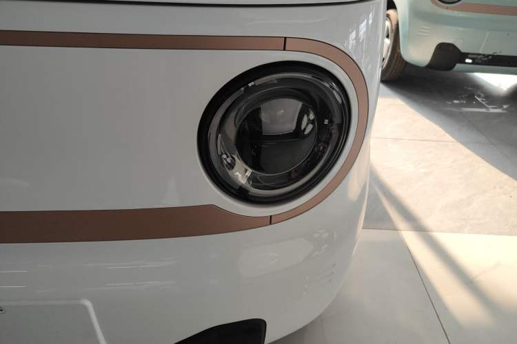 Used Geely Galaxy Panda 2024 Panda Mini 200km Endurance Bear
