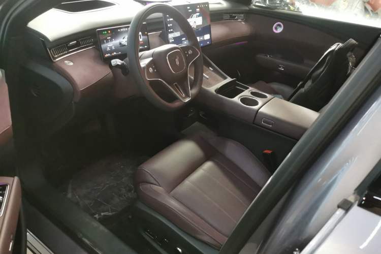 Used VOYAH FREE 2025 Model FREE+ Four-Wheel-Drive Qiankun Edition