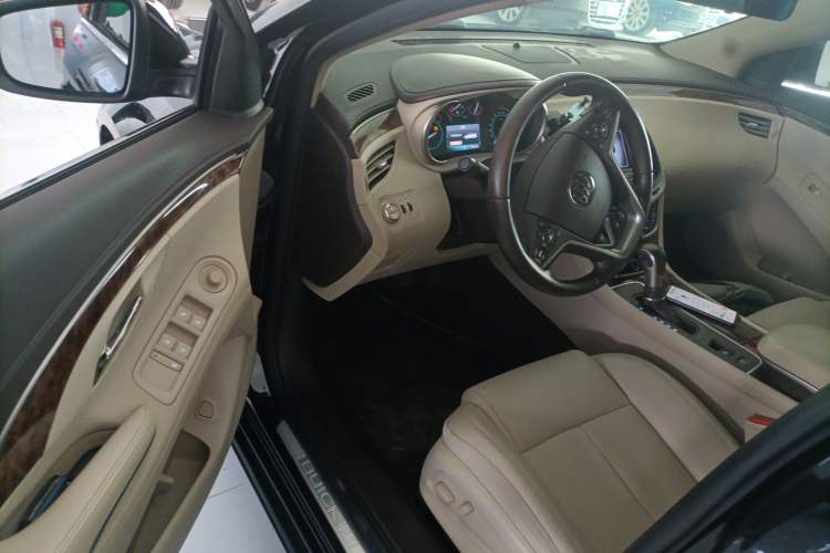 Used Buick LaCrosse 2013 2.4L SIDI Leading Comfort Version