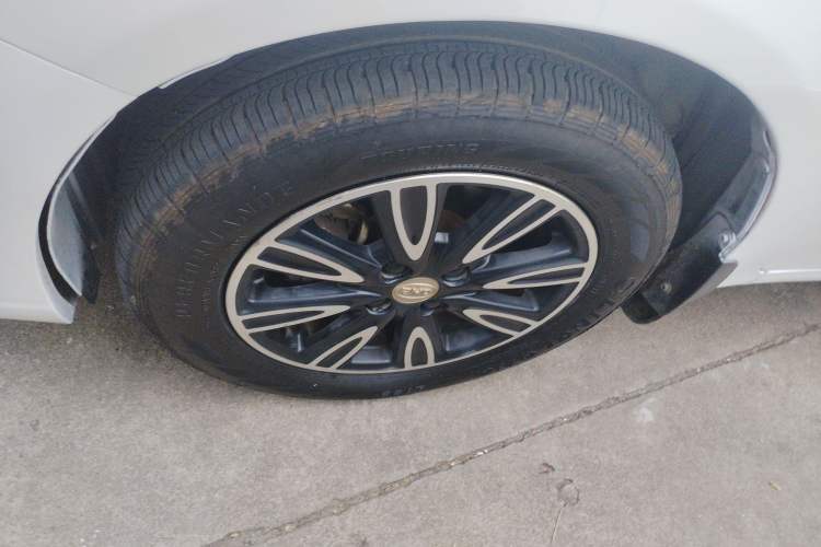 Used BYD F3 2016 1.5L Automatic Luxury Model Exterior 4