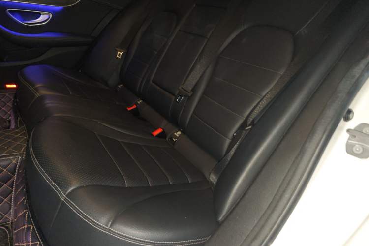 Used Mercedes-Benz C-Class 2021 C 200 L Fashion Edition Sport Version Left Rear Seat