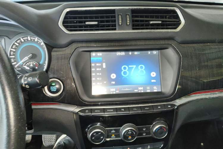 Used Haval H2 2017 Blue Label 1.5T Manual Two-Wheel Drive Elite Model
