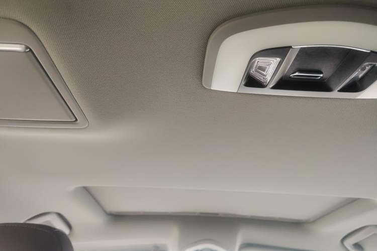 Used Porsche Panamera 2016 Panamera 4 Executive Edition 3.0T Headliner