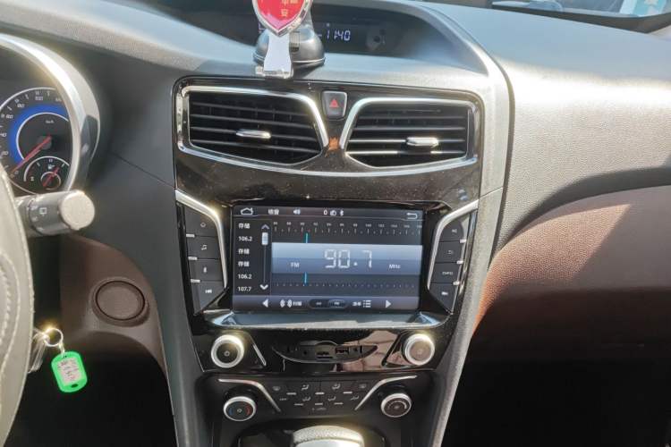 Used Haima V70 2016 1.5T Automatic "Comfort & Enjoyment" 6-Seater