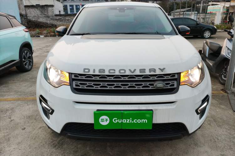 Used Land Rover Discovery Sport 2018 240 PS PURE Edition
