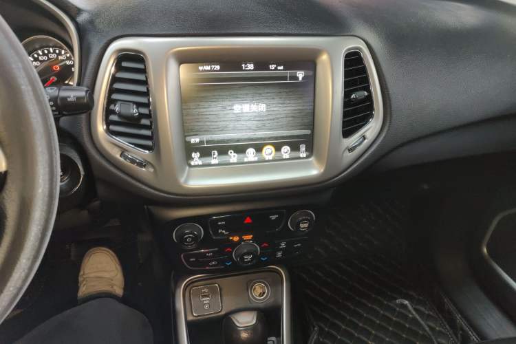 Used Jeep Compass 2017 200T Automatic Family Edition