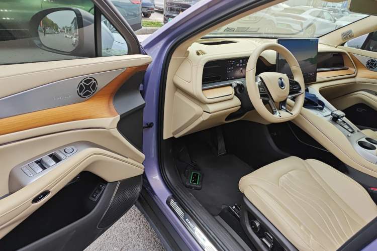 Used Denza N7 2025 630 All-Wheel Drive Intelligent Driving Dual-Laser Flagship Edition