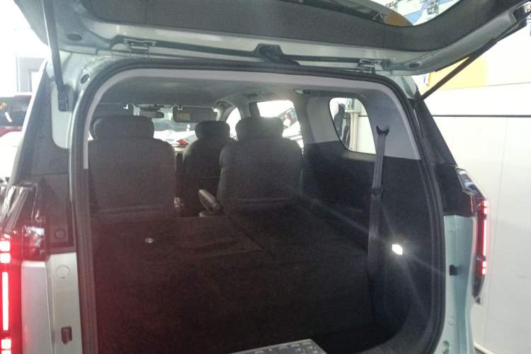 Used SAIC MAXUS Dajia 7 2024 Super Hybrid Long-Range Edition Enjoyment Version Trunk