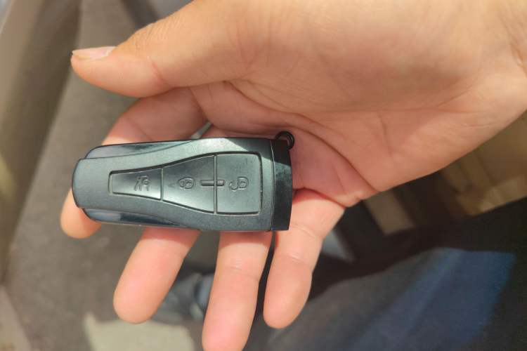 Used Roewe 550 2010 550 1.8L Automatic Expo Style Edition Vehicle Key