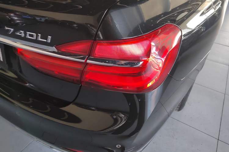 Used BMW 7 Series 2018 730Li Luxury Model Excellence Package