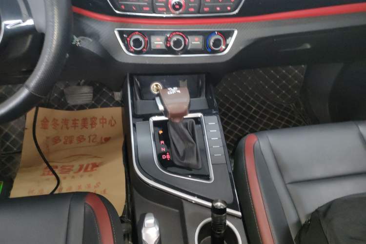 Used FORTHING T5 2021 1.5T Automatic Comfort Version