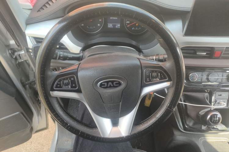 Used JAC Refine M3 2021 IKEA High-Power Edition 1.5T Luxury Model
