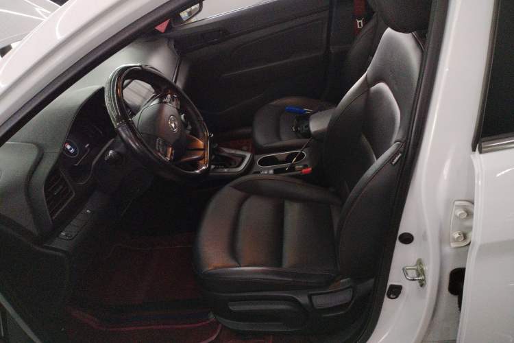 Used Hyundai Elantra (6th Generation / Lingdong) 2019 1.4T Dual-Clutch Xuan Dong · Dynamic Model