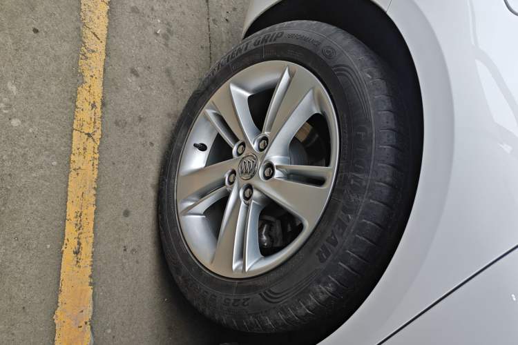 Used Buick Regal 2019 20T Elite Version China VI Standard
