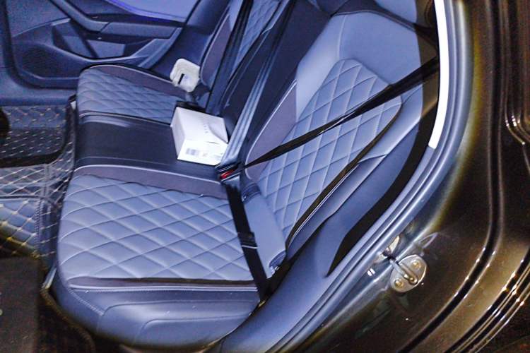 Used Volkswagen Sagitar 2024 300TSI DSG Excellence Edition Left Rear Seat