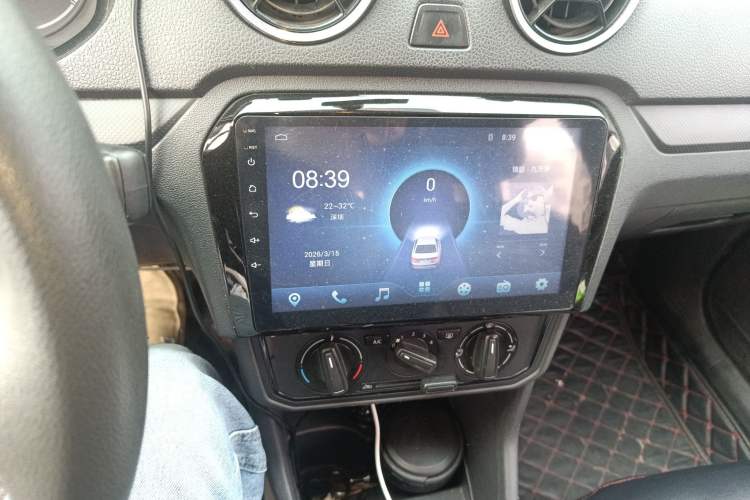 Used Volkswagen Jetta 2017 1.5L Manual Fashion Edition
