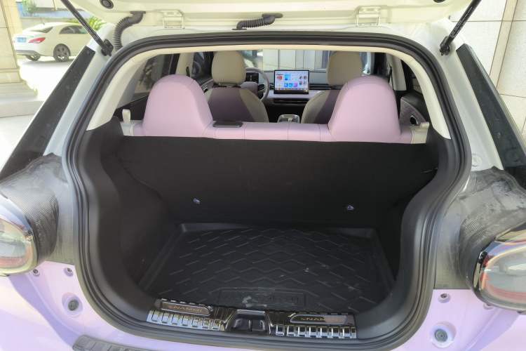 Used Dongfeng NAMMI 01 2024 New Edition 330 Plus Smart+ Trunk