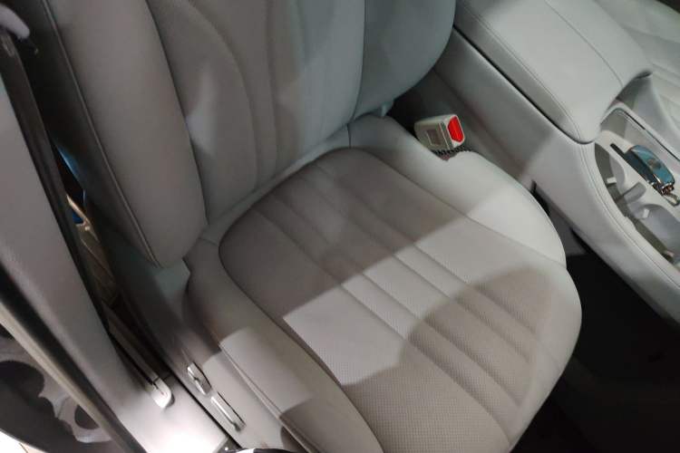 Used Roewe iMAX8 New Energy 2025 1.5T DMH Lu Zun Deluxe Edition