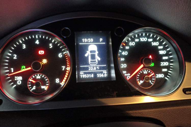 Used Volkswagen FAW-Volkswagen CC 2011 2.0 TSI Ultimate Edition
