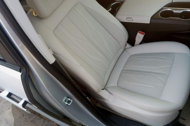 Used Buick GL8 New Energy 2024 Lu Zun Luxury Edition 7-Seater