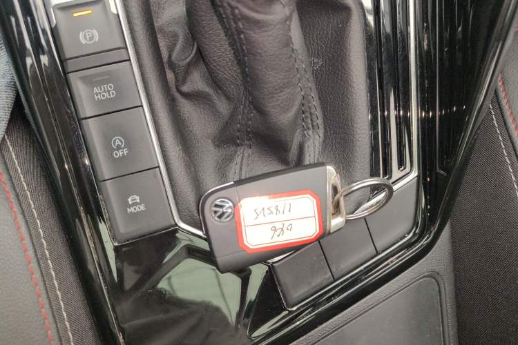 Used Volkswagen Tayron 2020 330TSI Two-Wheel Drive Luxury Smart Connectivity Version Interior 1