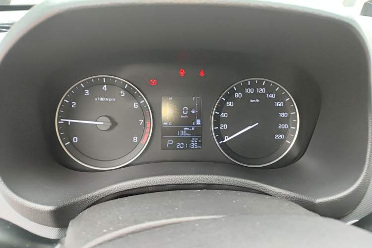 Used Hyundai ix25 2015 2.0L Automatic Two-Wheel Drive Intelligent GLS
