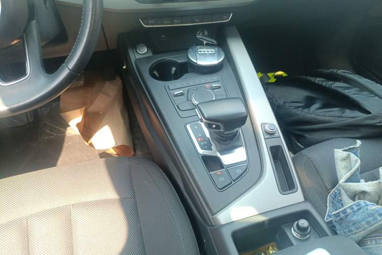 Used Audi A4L 2019 40 TFSI Ambition China VI