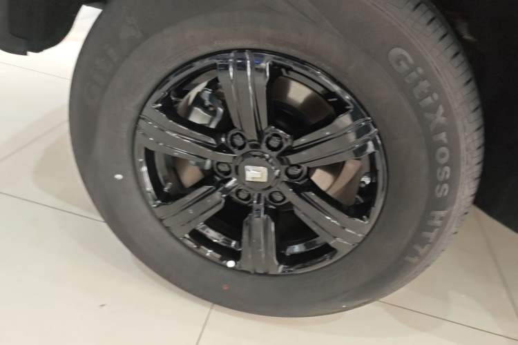 Used Tank 300 2025 2.0T Conqueror Right Rear Wheel Hub