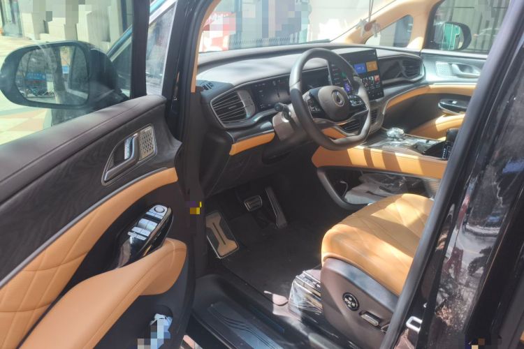 Used Denza D9 2025 Model DM-i Four-Wheel Drive Prestige Edition