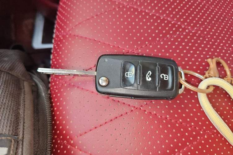 Used Volkswagen Caravelle 2015 2.0 TSI Four-Wheel Drive Comfort Edition
