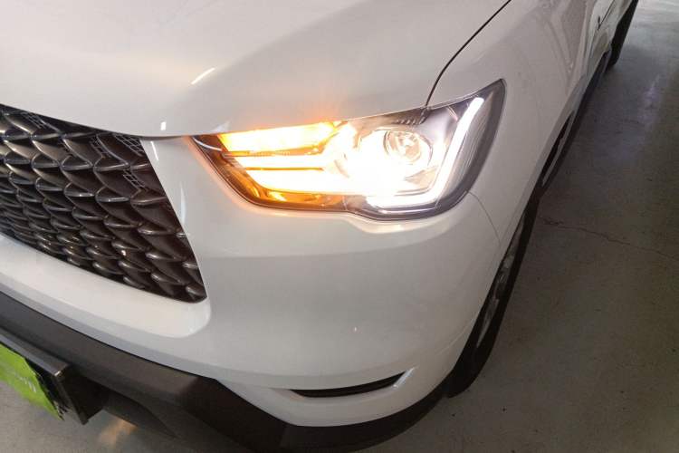 Used Great Wall Poer 2021 2.0T Commercial Version Automatic Diesel 4x4 Elite Long-Box GW4D20M Left Front Headlight