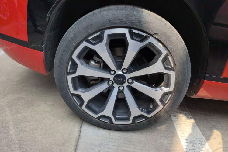 Used AION V 2024 Aion Tyrannosaurus 650 LiDAR Edition