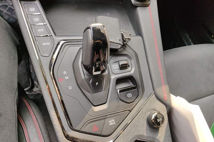 Used Lynk & Co 05 2020 2.0TD Four-Wheel Drive HypeHalo