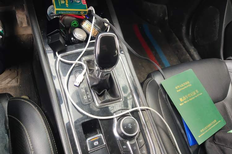 Used Dongfeng Fengon 580 2020 1.5T CVT Luxury Edition Gear Lever