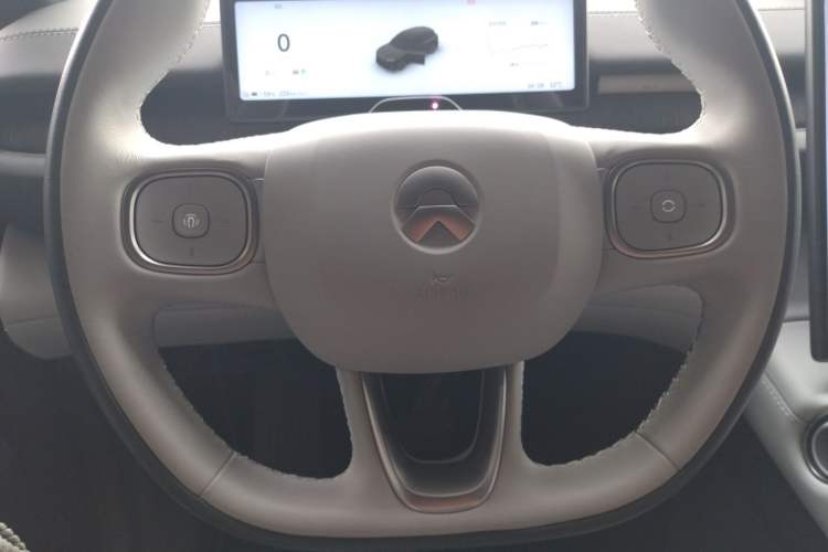 Used Nio ES6 2023 75 kWh Steering Wheel