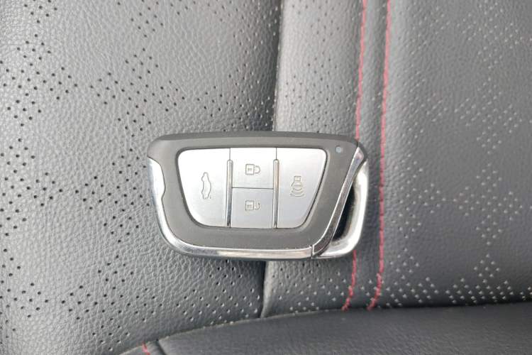 Used JAC Refine S7 2018 Super Edition 251T Automatic Supreme 5-Seater