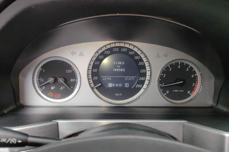 Used Mercedes-Benz GLK-Class 2011 GLK 300 4MATIC Fashion Model Instrument Cluster