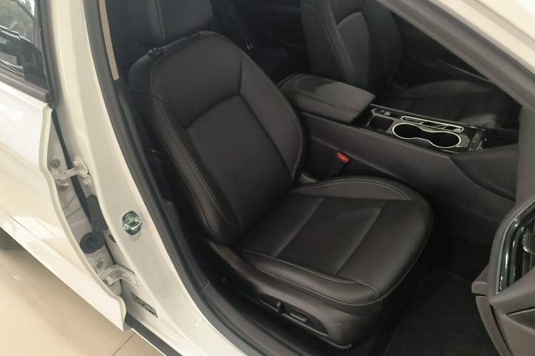 Used Buick Regal 2024 25T Deluxe Edition