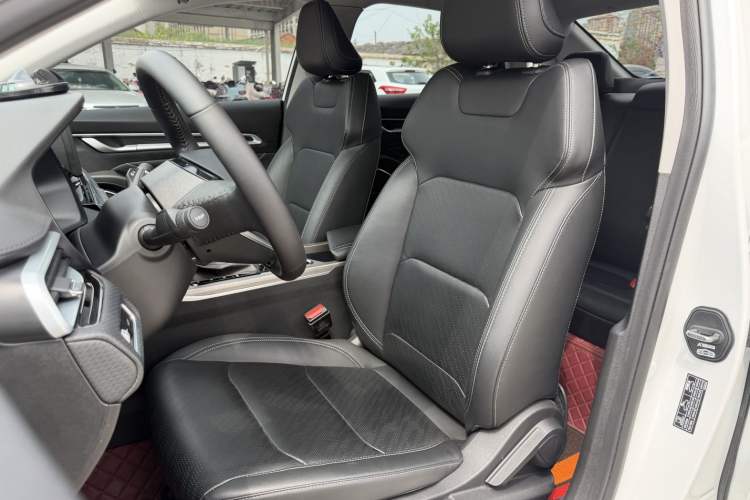 Used Geely Auto Emgrand 2023 4th Generation Champion Edition 1.5L CVT Luxury Model Left Front Seat