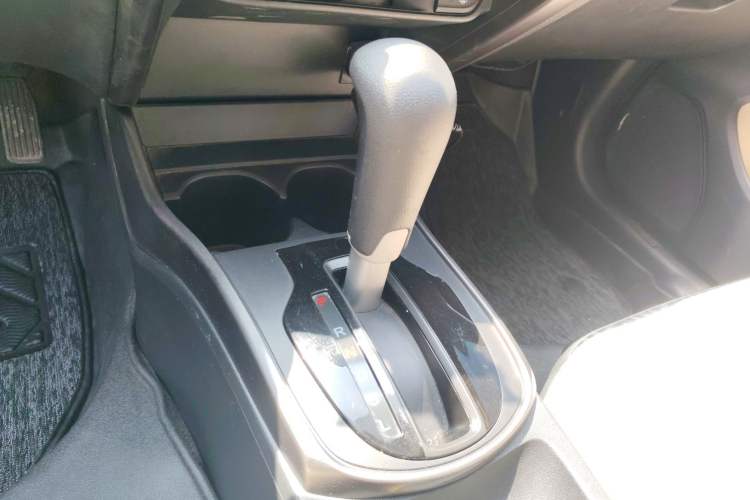 Used Honda Greiz 2016 1.5L CVT Classic Edition