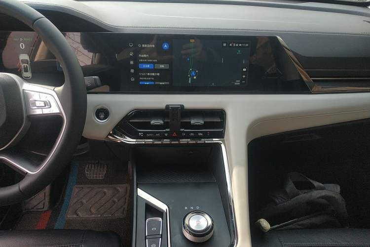 Used JAC X8 E 2024 Home Edition 7-Seater
