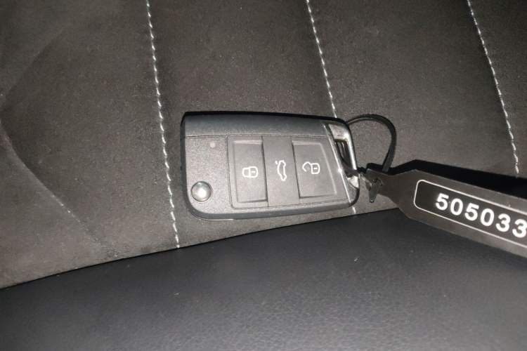 Used Volkswagen Golf 2020 Zhiai Edition 280TSI DSG Luxury Model
