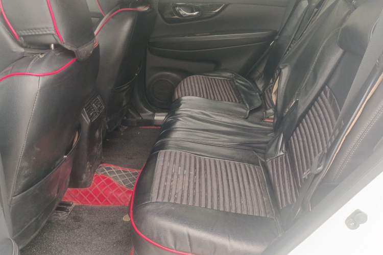 Used Nissan X-Trail 2020 2.0L XL Premium CVT 2WD SmartConnect Luxury Edition Left Rear Seat