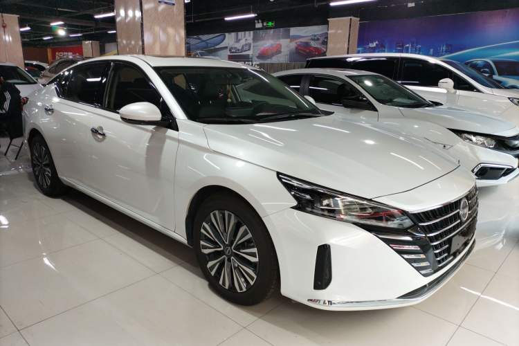 Used Nissan Teana 2024 2.0L XE Genuine Edition
