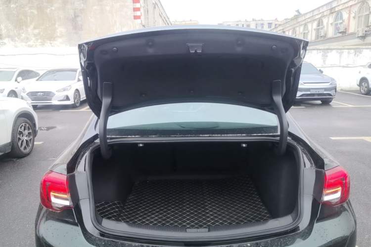 Used Buick Regal 2024 25T Deluxe Edition