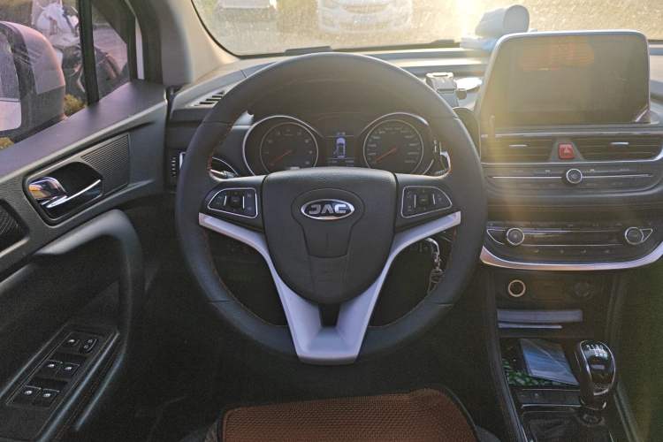 Used JAC Group Refine S3 2017 1.6L Manual Luxury Smart Model
