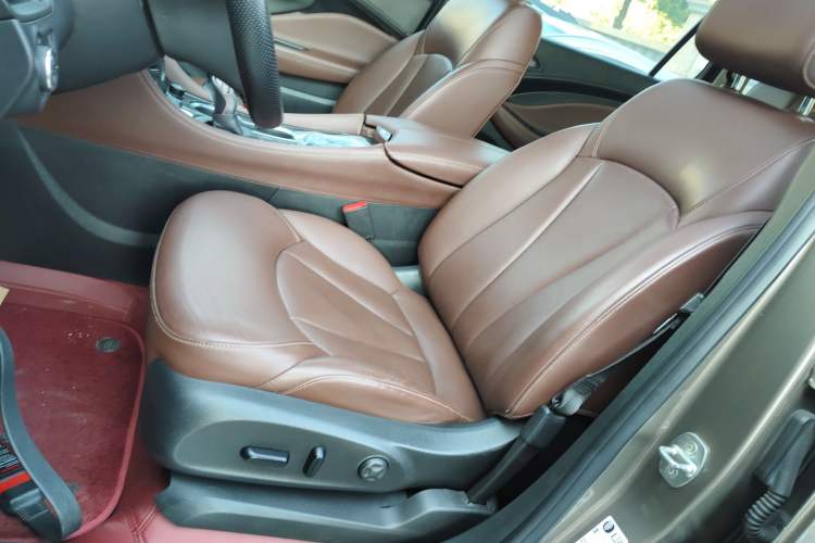 Used Buick Envision 2019 28T 4x4 Elite Version China V Standard