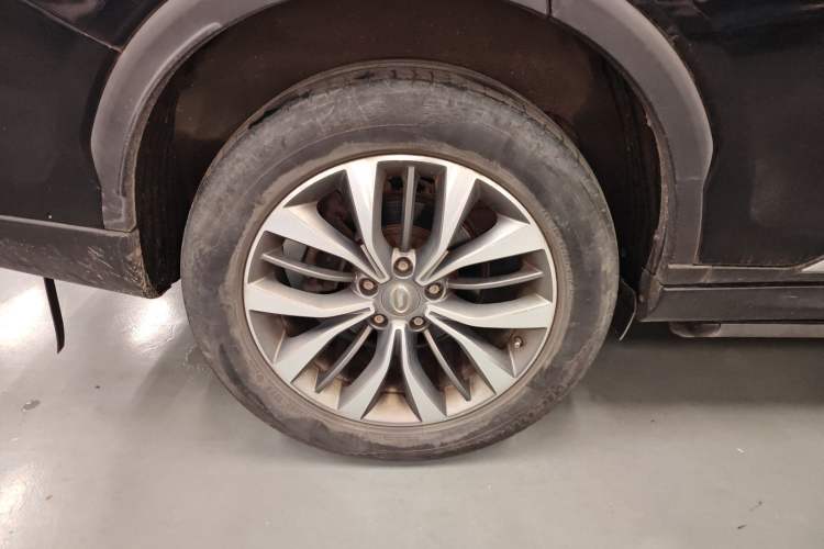 Used GAC Trumpchi GS8 2017 320T Two-Wheel Drive Luxury Smart Connectivity Version (7 Seats)
