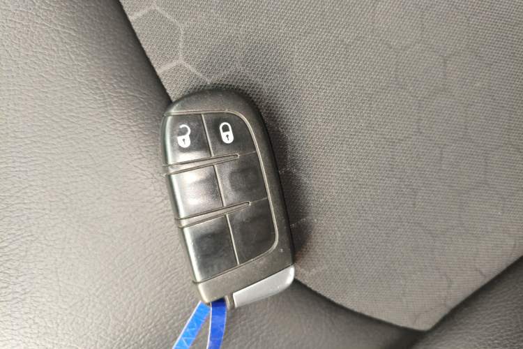 Used Jeep Compass 2020 220T Automatic Leading Edition
